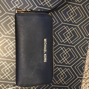 Micheal Kors Black Wallet